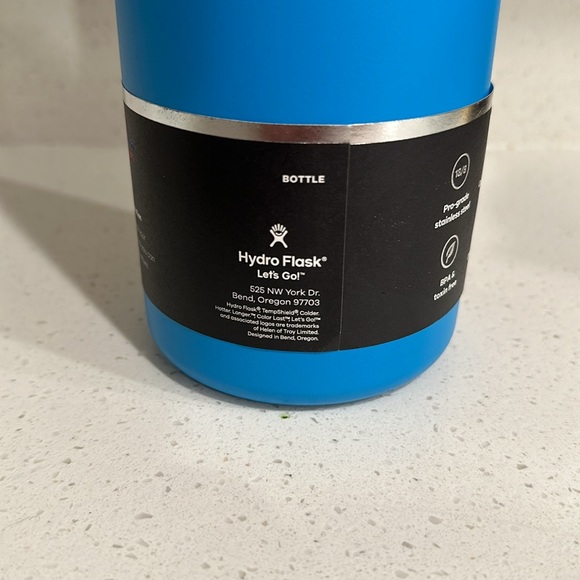 Hydro Flask 40oz Wide Mouth w/Flex Cap - Picture 4 of 7